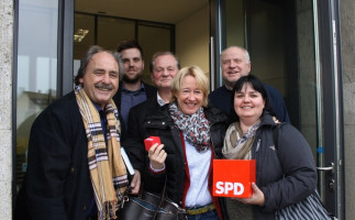 Ein Gruppenbild zum Abschluß mit dem Ortsvereinsvorsitzenden Werner Baur (hintere Reihe rechts)