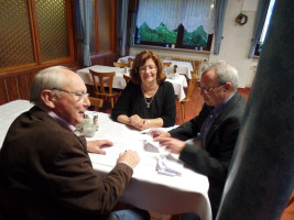 Die Wahlkommission bei der Arbeit